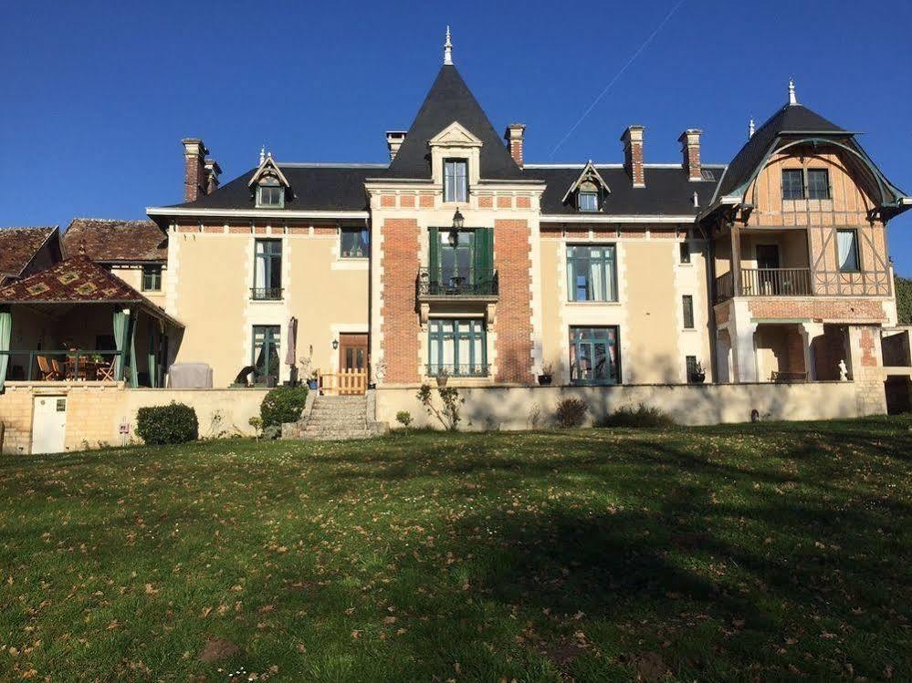 Chateau Le Barreau - Chambres D'Hotes Chemilly-sur-Yonne Exterior photo